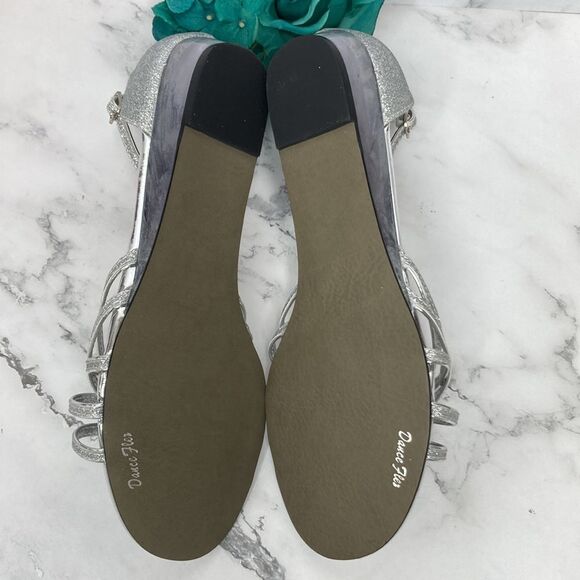 EASY STREET Tarrah Silver Glitter Sandals - Picture 5 of 7